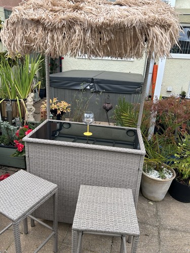 Rattan tiki bar set - bar,